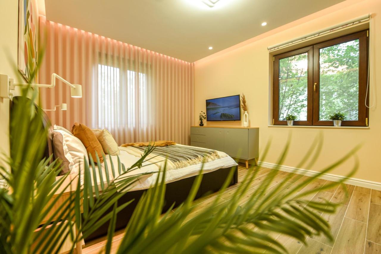 Green Leafy Brasov - Ideal 2 Bedroom Apartment Ngoại thất bức ảnh