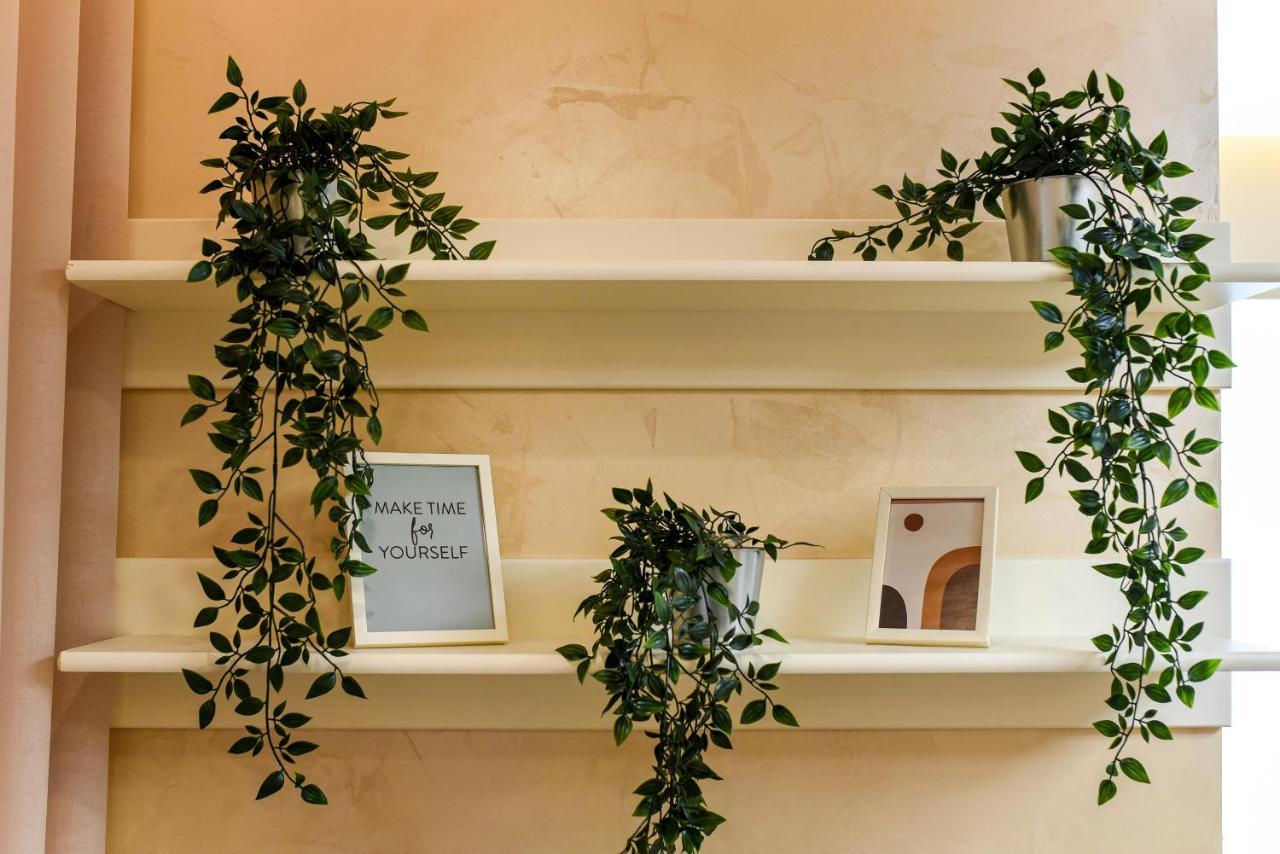 Green Leafy Brasov - Ideal 2 Bedroom Apartment Ngoại thất bức ảnh