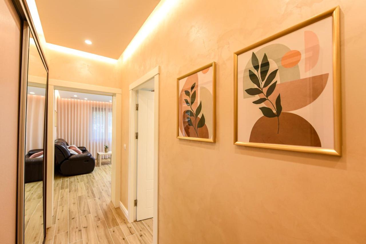 Green Leafy Brasov - Ideal 2 Bedroom Apartment Ngoại thất bức ảnh